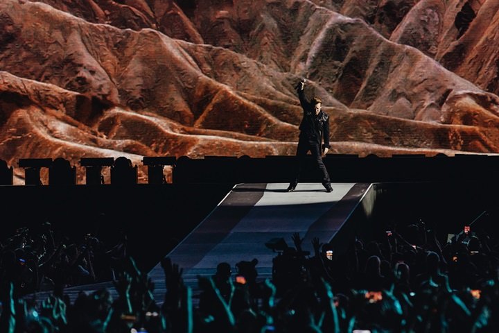 u2roseb8