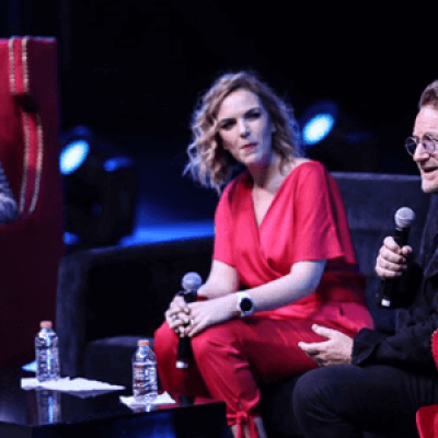 Bono participa do evento México Siglo XXI