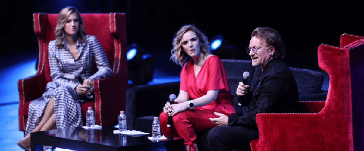Bono participa do evento México Siglo XXI