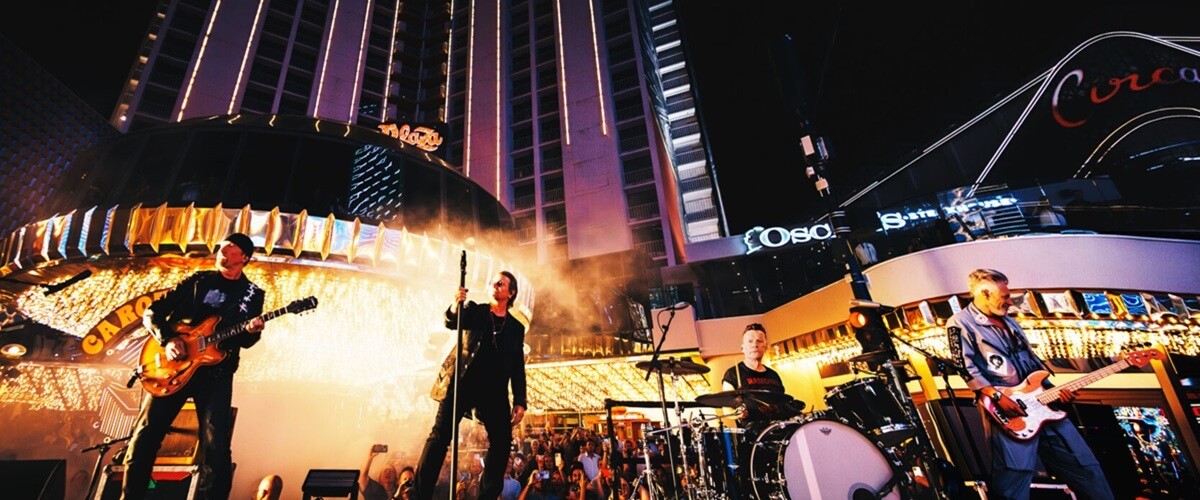 U2 apresenta o novo single “Atomic City” nas ruas de Las Vegas