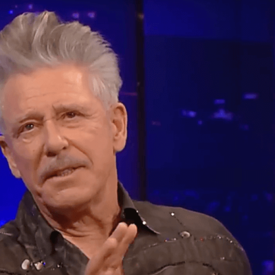 Adam Clayton: U2 deve entrar em turnê em 2026 ou 2027